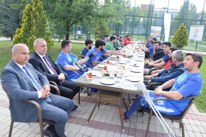 Azərbaycan və Türkiyə milli amputant futbol komandalarının üzvləri ilə görüş keçirilib