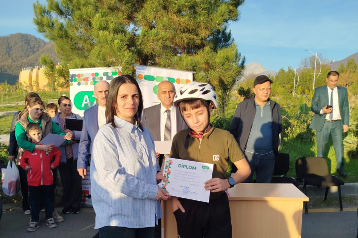 Qəbələdə yeniyetmə və gənclər arasında veloyürüş keçirilib