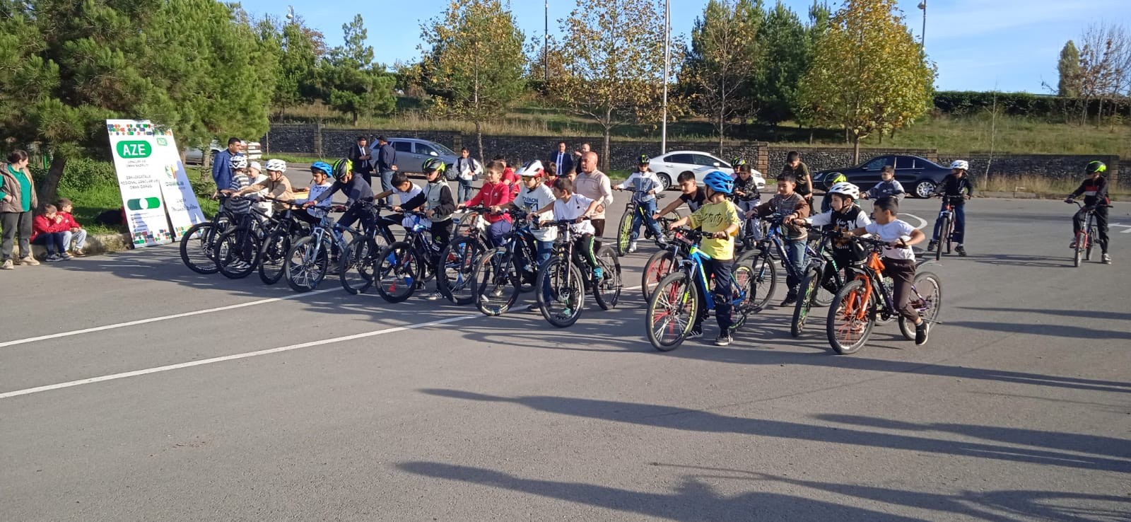 Qəbələdə yeniyetmə və gənclər arasında veloyürüş keçirilib