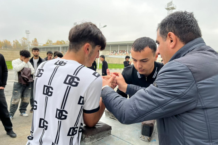 Yeniyetmə və gənclər arasında qol güləşi üzrə rayon turniri keçirilib