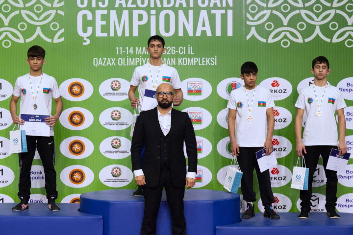 Qazax şəhərində sərbəst və yunan-Roma güləşi üzrə Azərbaycan çempionatı davam edir