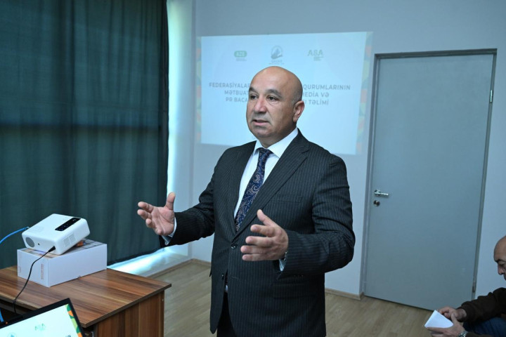 Mətbuat katibləri və media üzrə məsul şəxsləri üçün media və PR bacarıqlarının inkişafı üzrə təlim keçirilib