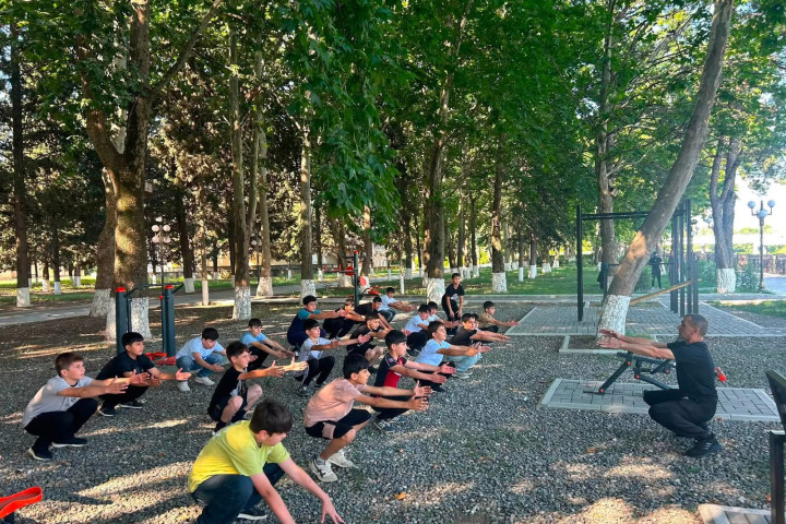 "İdman Paytaxtı" Qazaxda səhər gimnastikası keçirilib